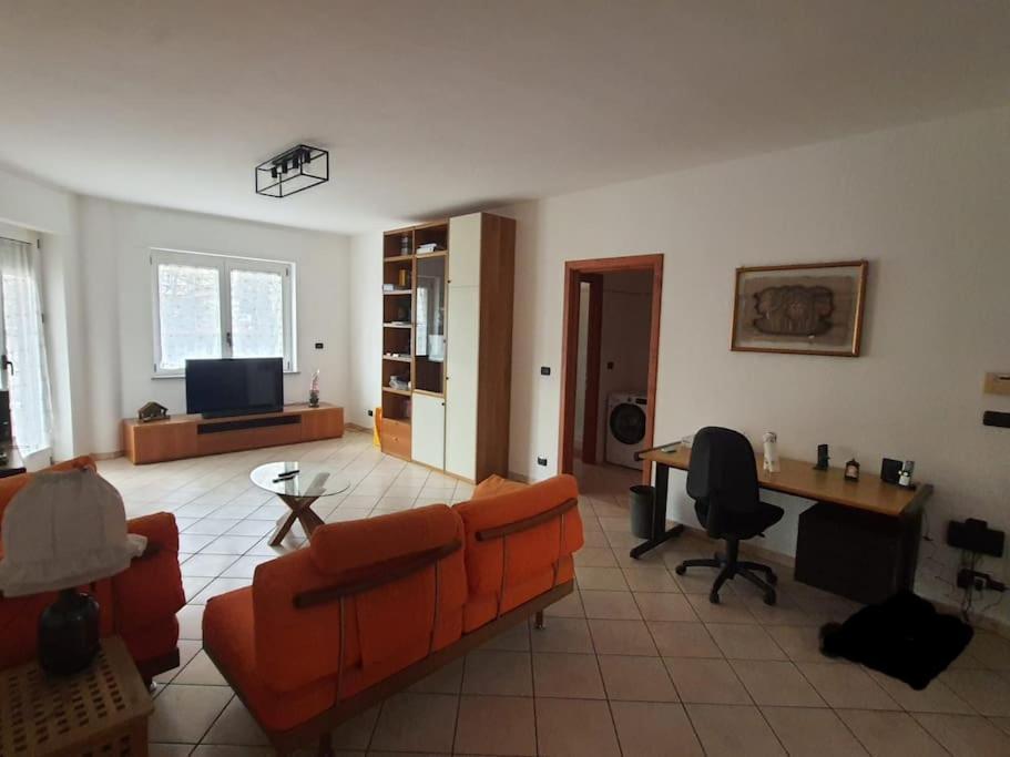 Officium Su Piazzetta Lägenhet Turin Exteriör bild