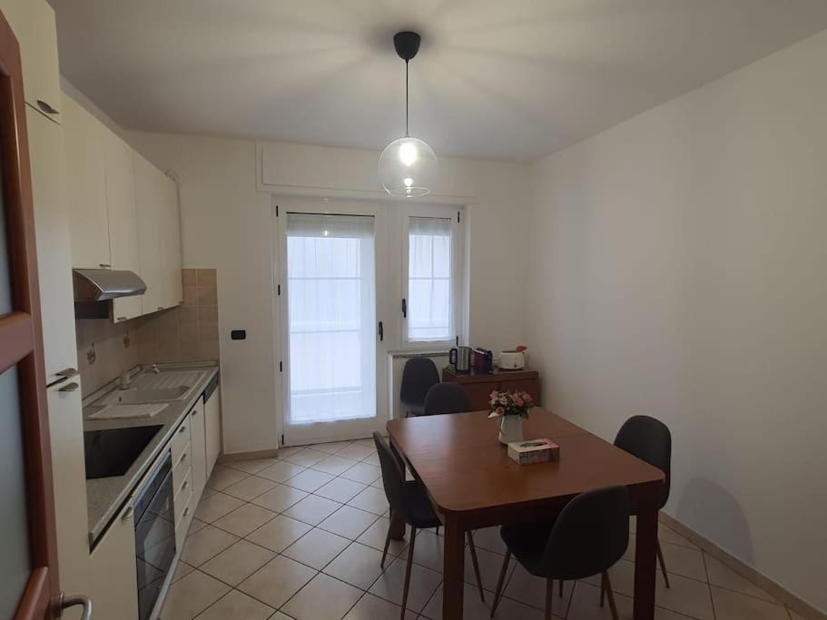 Officium Su Piazzetta Lägenhet Turin Exteriör bild